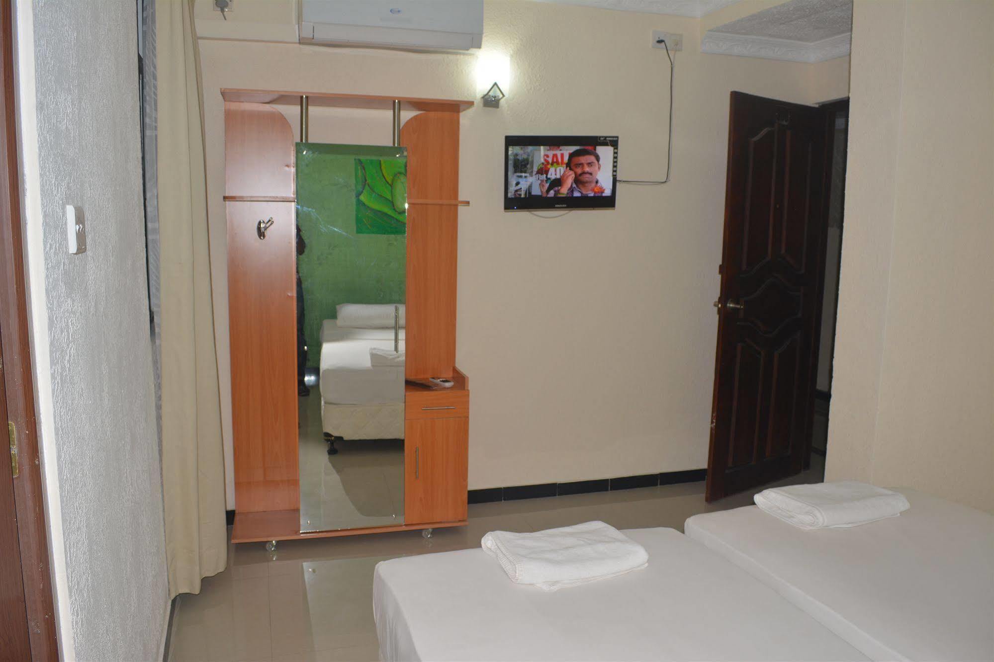 Saasha City Hotel Коломбо Экстерьер фото