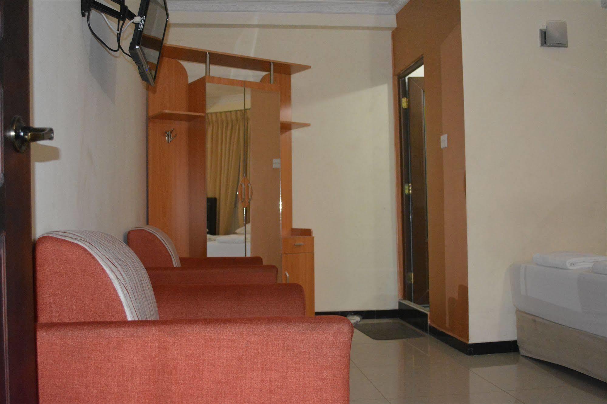 Saasha City Hotel Коломбо Экстерьер фото