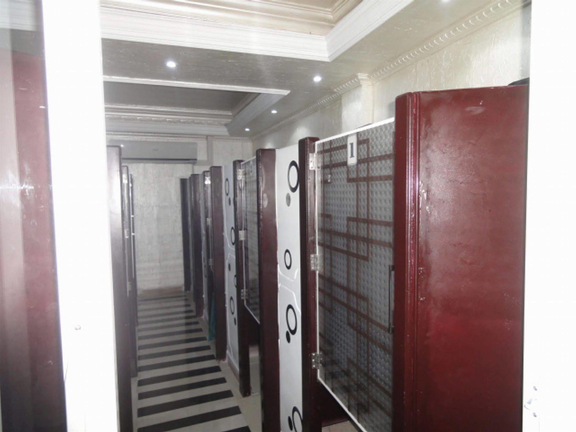 Saasha City Hotel Коломбо Экстерьер фото